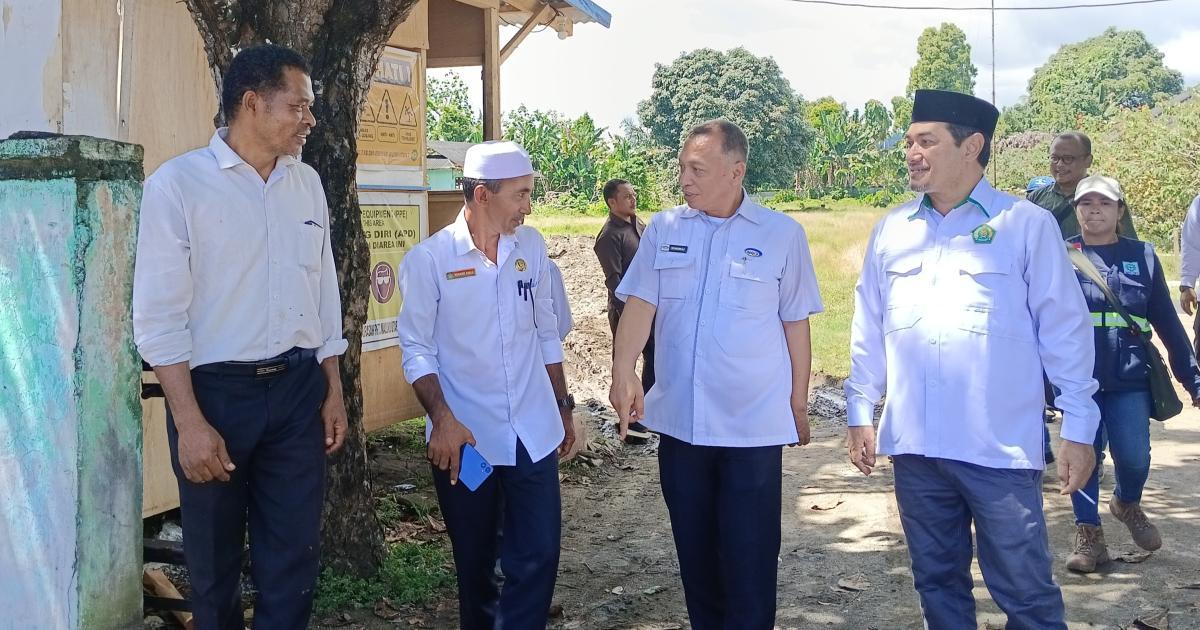 Kepala Kemenag Morotai Dampingi BPKP Malut Tinjau Perbaikan Gedung MAS Nurul Yaqin Sangowo Morotai