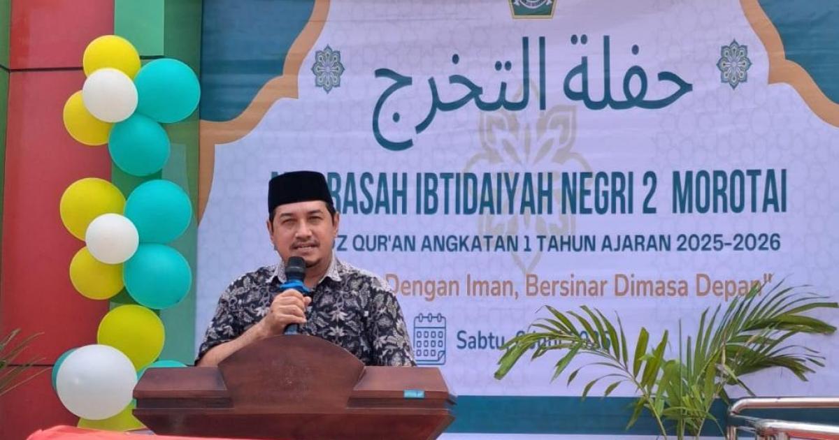 ABDUCAHMAN ASSAGAF APRESIASI WISUDAWAN TAHFIZ MIN 2: JADILAH GENERASI QURANI YANG MEMBAWA MANFAAT
